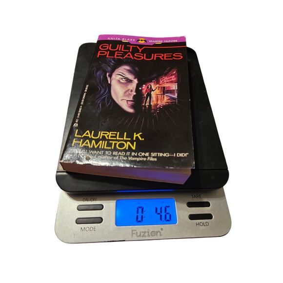 Laurell K. Hamilton GUILTY PLEASURES Anita Blake Vampire Hunter Book1 0441304834 - Picture 5 of 7